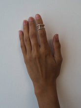 Cargar imagen en el visor de la galería, Anillo Puente