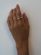 Cargar imagen en el visor de la galería, Anillo Anais oro 18k
