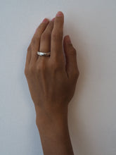 Cargar imagen en el visor de la galería, Anillo Cosmos