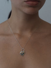 Cargar imagen en el visor de la galería, Colgante 1950