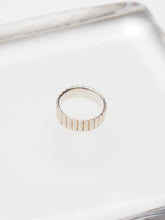 Cargar imagen en el visor de la galería, Anillo Canelón