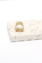Cargar imagen en el visor de la galería, Anillo Imperfecto