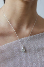 Cargar imagen en el visor de la galería, Colgante 2000