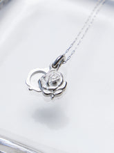 Cargar imagen en el visor de la galería, Relicario Rosita