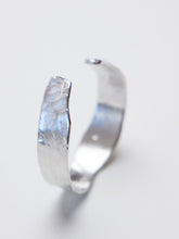 Cargar imagen en el visor de la galería, Brazalete Aída