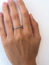 Load image into Gallery viewer, Anillo Puntilla ARCHIVO