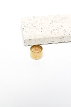 Cargar imagen en el visor de la galería, Anillo Imperfecto