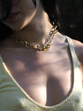 Load image into Gallery viewer, Cadena Piercing Bronce Larga CHAU
