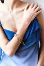 Load image into Gallery viewer, Pulsera Flora CHAU
